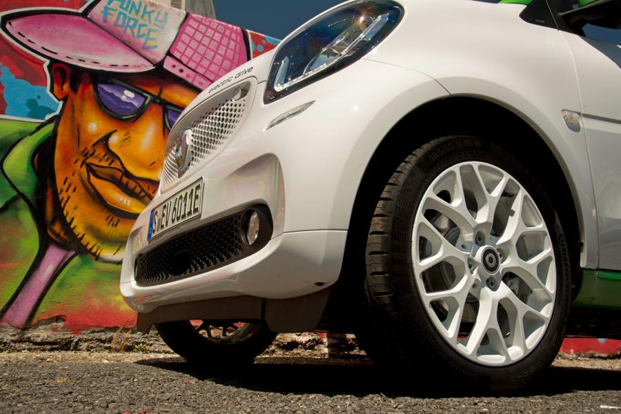 Колеса Smart ForTwo Prime Cabrio Electric Drive 2017 года  (WW) (фото 34 из 35)
